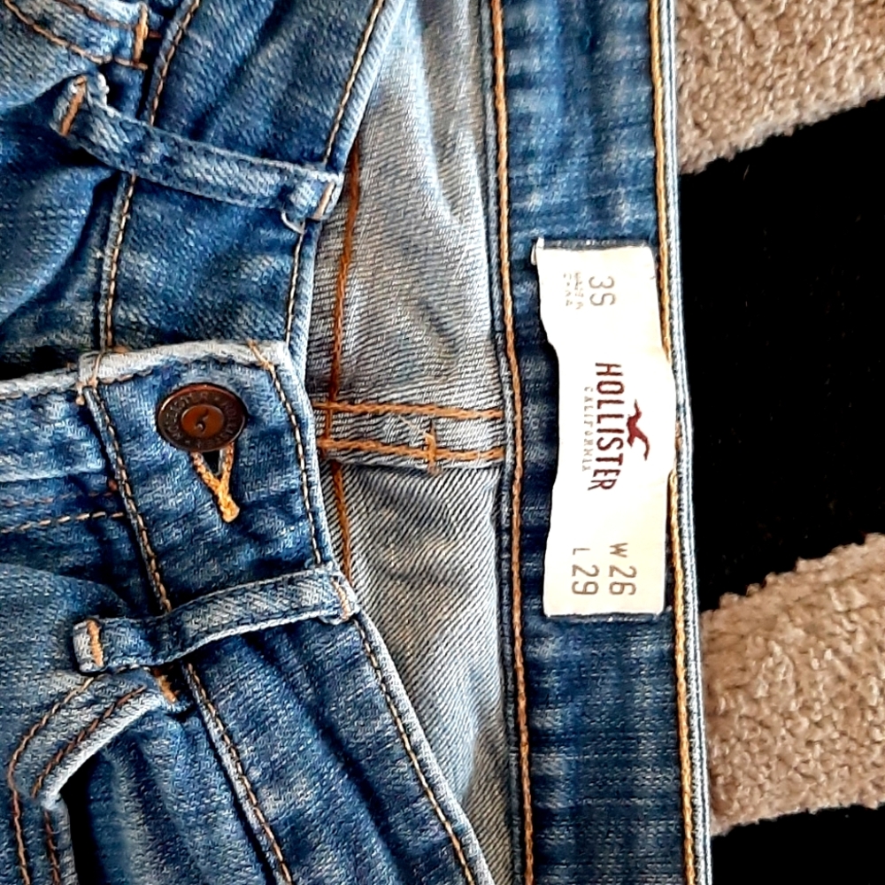 Hollister Jean